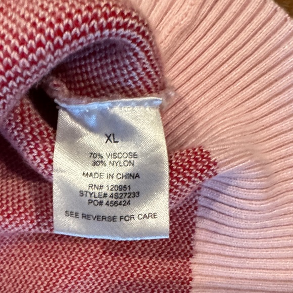 Pink Rose Light Pink Crewneck Sweater DUMP HIM Valentines Galentines - Picture 3 of 4